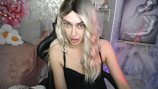 NickyAdamidi 现场XXX聊天