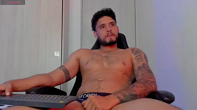 AUSTINN_TORRES Adlı Modelin Web Kamerası Şovu