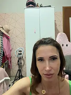 Chat +18 de Irresistible37 ao vivo