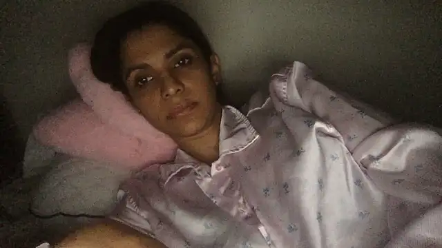 Chat +18 de karlatiburcio ao vivo