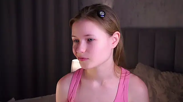 Онлайн чат XXX LynHillaire