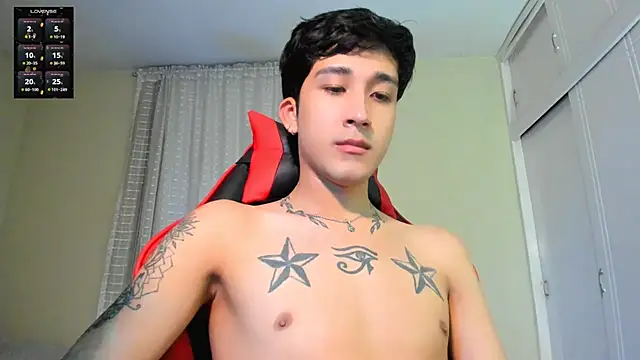 tom_Howard Live XXX-chat