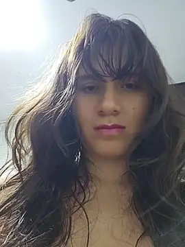 Kitty_Kalifa Chat XXX live