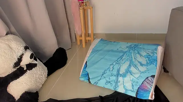 Nanny_11 라이브 XXX 채팅