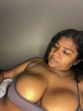 paola091 Adlı Modelin Canlı XXX Sohbeti