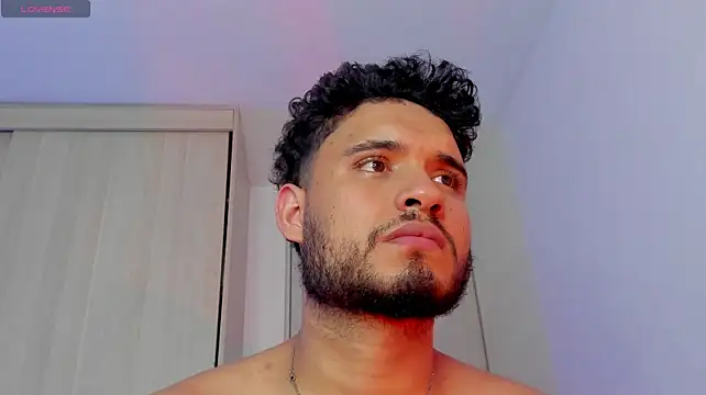AUSTINN_TORRES: вебкам-шоу