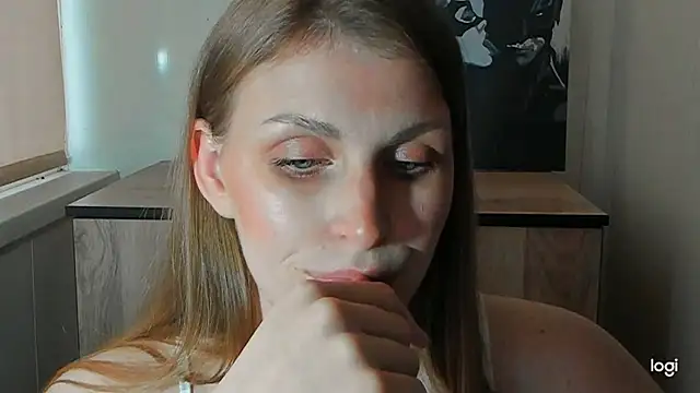 JuliaMuuun's Live XXX Chat