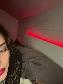 LunnaVey Chat XXX in diretta