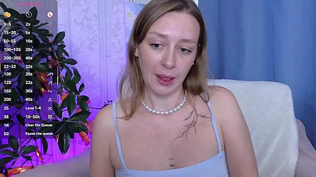 evashiny_ live XXX chat