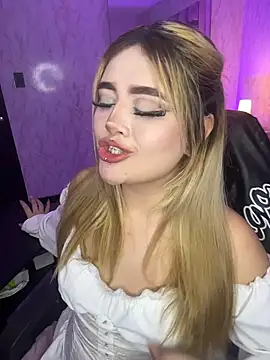Онлайн чат XXX lya_nekko_