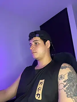 Chat +18 de BjornSteel ao vivo