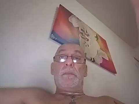 Toby2712: απευθείας συνομιλία ΧΧΧ