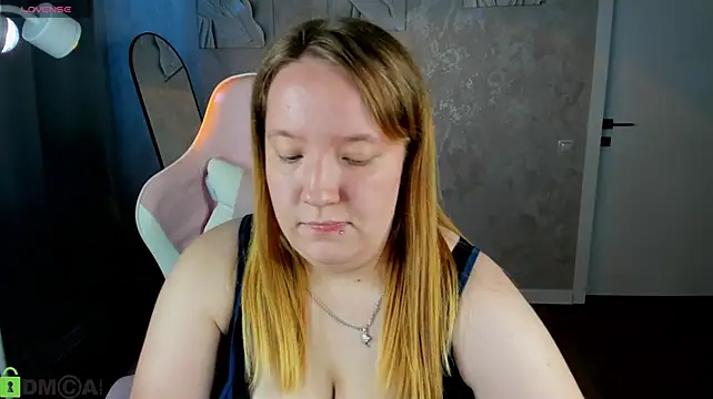 Sophia_Millery Live XXX-Chat