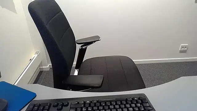 XXX chat uživo modela Buggemann
