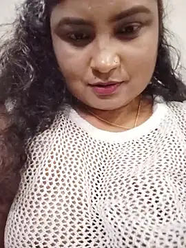 hornyriyanka – Live XXX-chat
