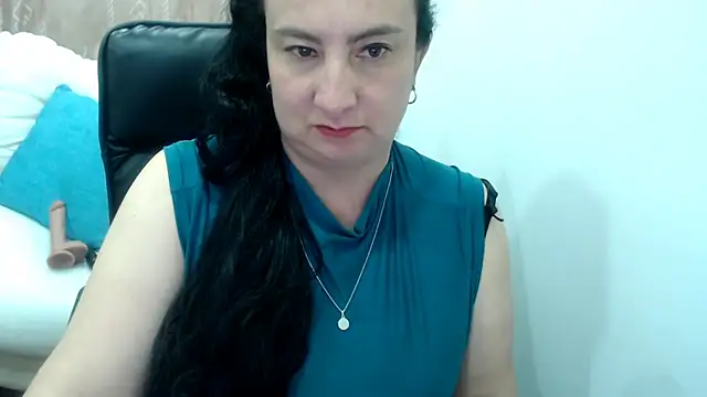Ashyle Adlı Modelin Canlı XXX Sohbeti