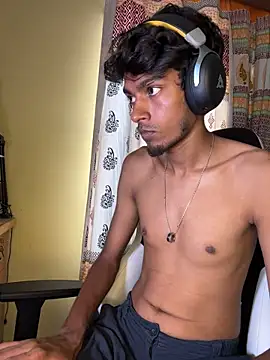 Chat +18 de GunSlay ao vivo