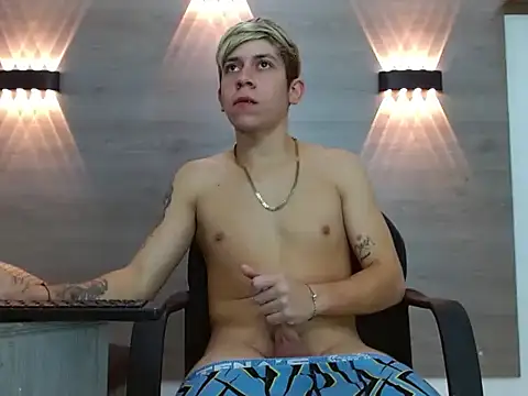 XXX chat uživo modela Gaeliitto