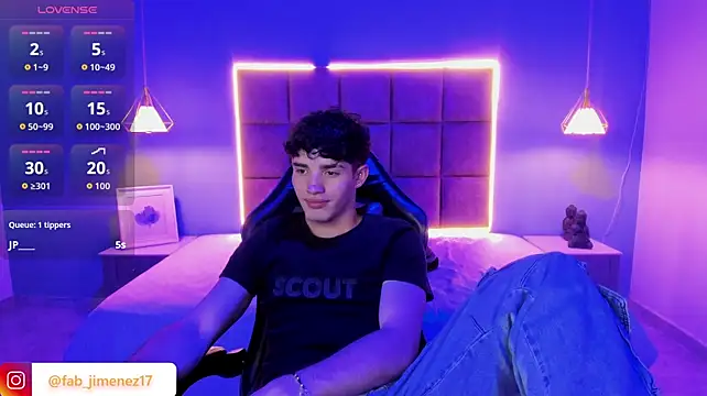 Chat +18 de AlejooTwink ao vivo