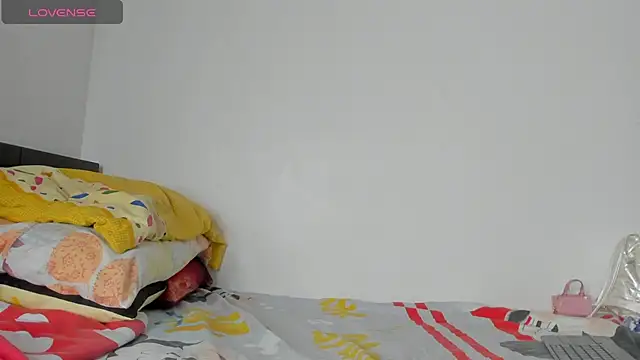 Chat +18 de Keyla_Milf ao vivo