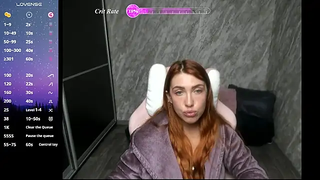 แชท XXX สดของ Reginasmilee
