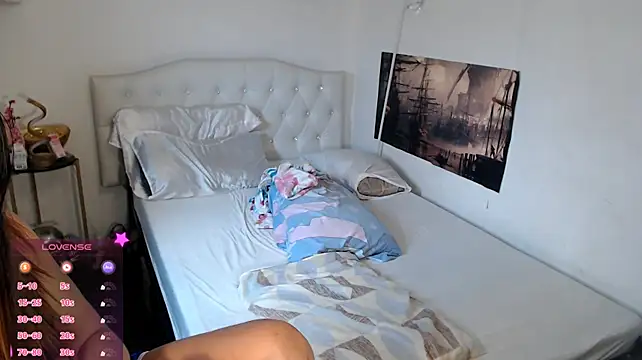 NinaDOM4CUM – Naživo XXX chat