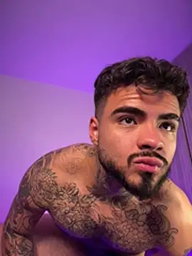 Chat XXX en directo de Benjii_Carter1