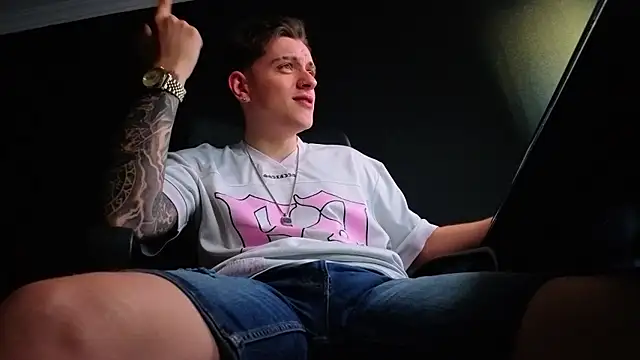 FelixStarkk 라이브 XXX 채팅