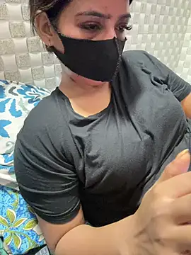 True_Love009's Live XXX Chat