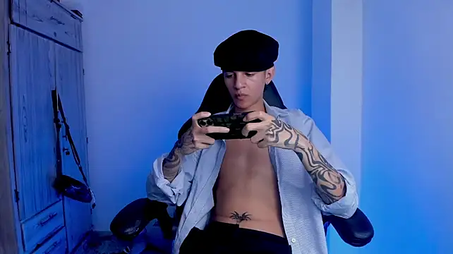 tylerrnova 라이브 XXX 채팅