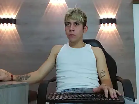 Gaeliitto Chat XXX in diretta