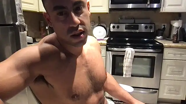 Czat XXX na żywo – BigGuyMuscle