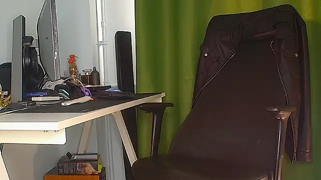 AndrewBanner Chat XXX live