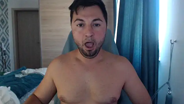 Онлайн чат XXX HankMalone