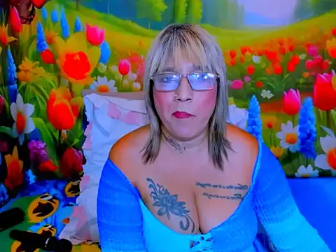 Онлайн чат XXX indianroxy