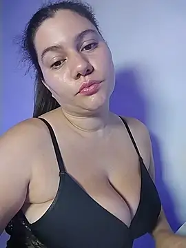ariana_d20 Chat XXX live