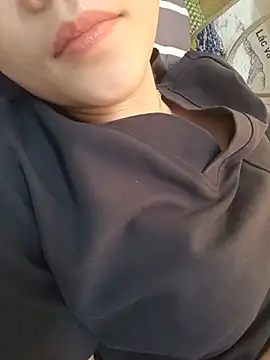 צ'אט XXX בשידור חי של crazy_forsex99