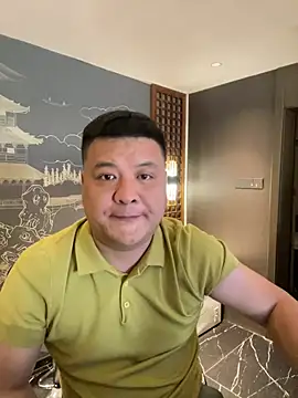 zhang1118 Adlı Modelin Canlı XXX Sohbeti