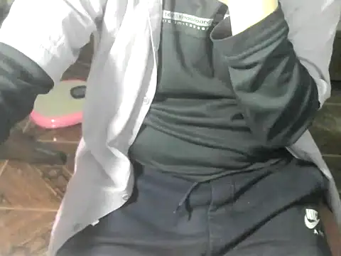 Chatroom XXX en direct de OreCam