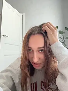 ElizaFi Chat XXX live