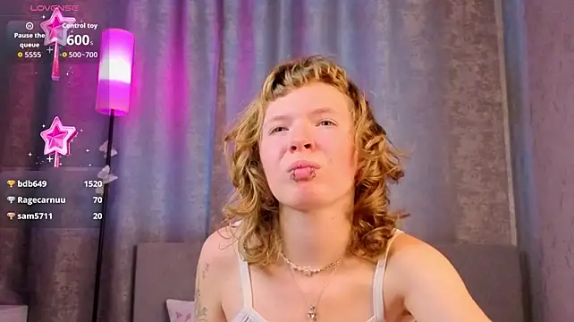 VioletDesiree Live XXX Chat