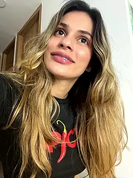 cuteluci_ Live XXX-chat