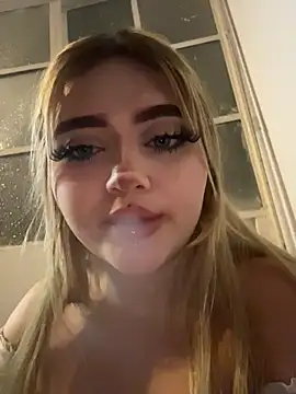 lya_nekko_ live XXX chat