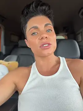 LukeLouHarvey Live XXX-chat