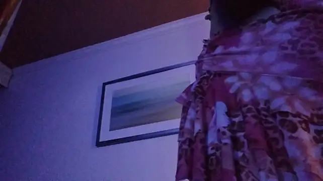 UrFavToJerkTo's Webcam Show