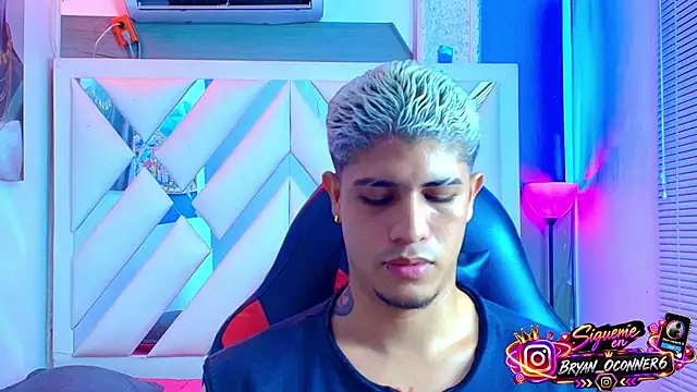 dominic_connor Adlı Modelin Canlı XXX Sohbeti