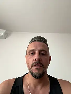 InsaneMattt 라이브 XXX 채팅