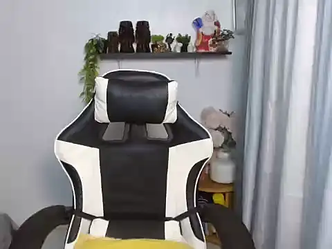 Chat XXX Live curlyasian_njxx