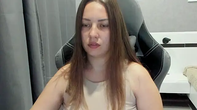 Chat XXX en directo de Mia_shy1