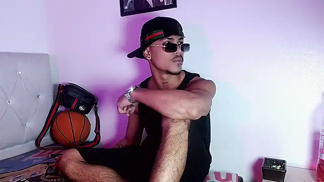 Angel_foxc13 现场XXX聊天